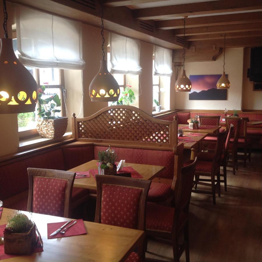 La Locanda Ristorante Pizzeria Garni Ohlstadt Exterior photo