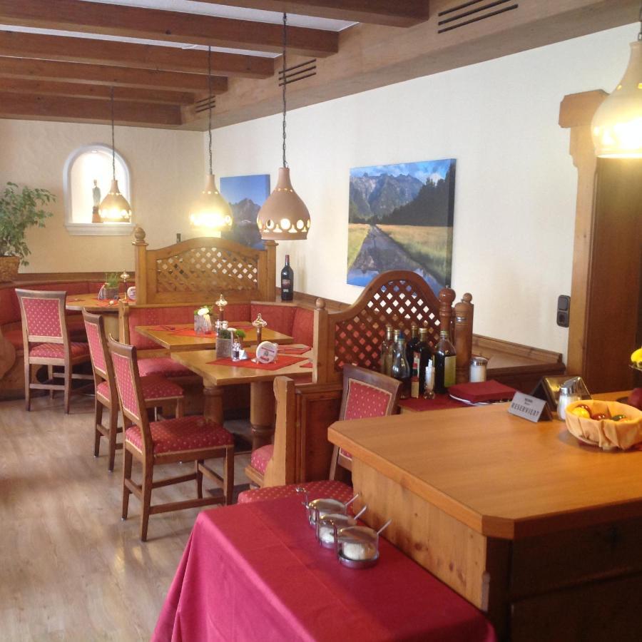 La Locanda Ristorante Pizzeria Garni Ohlstadt Exterior photo